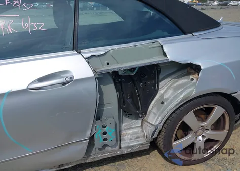 2013 Mercedes-Benz E 350 из США, поврежденный, VIN WDDKK5KF6DF196469